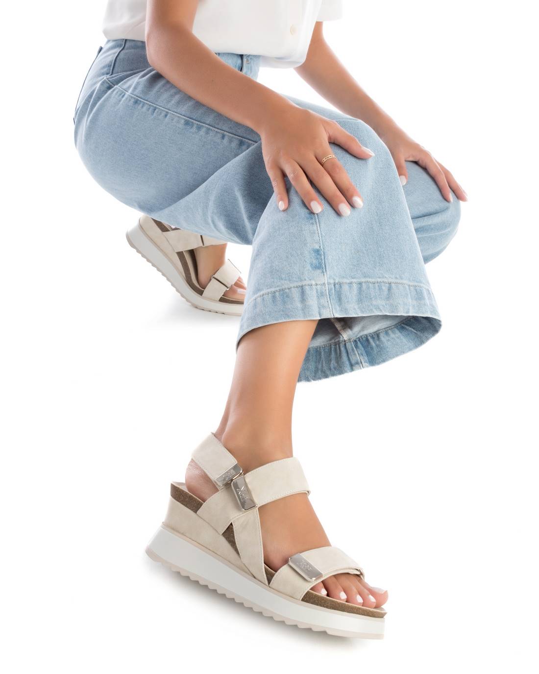 SANDALIA DE MUJER XTI 14261902 - Imagen 2