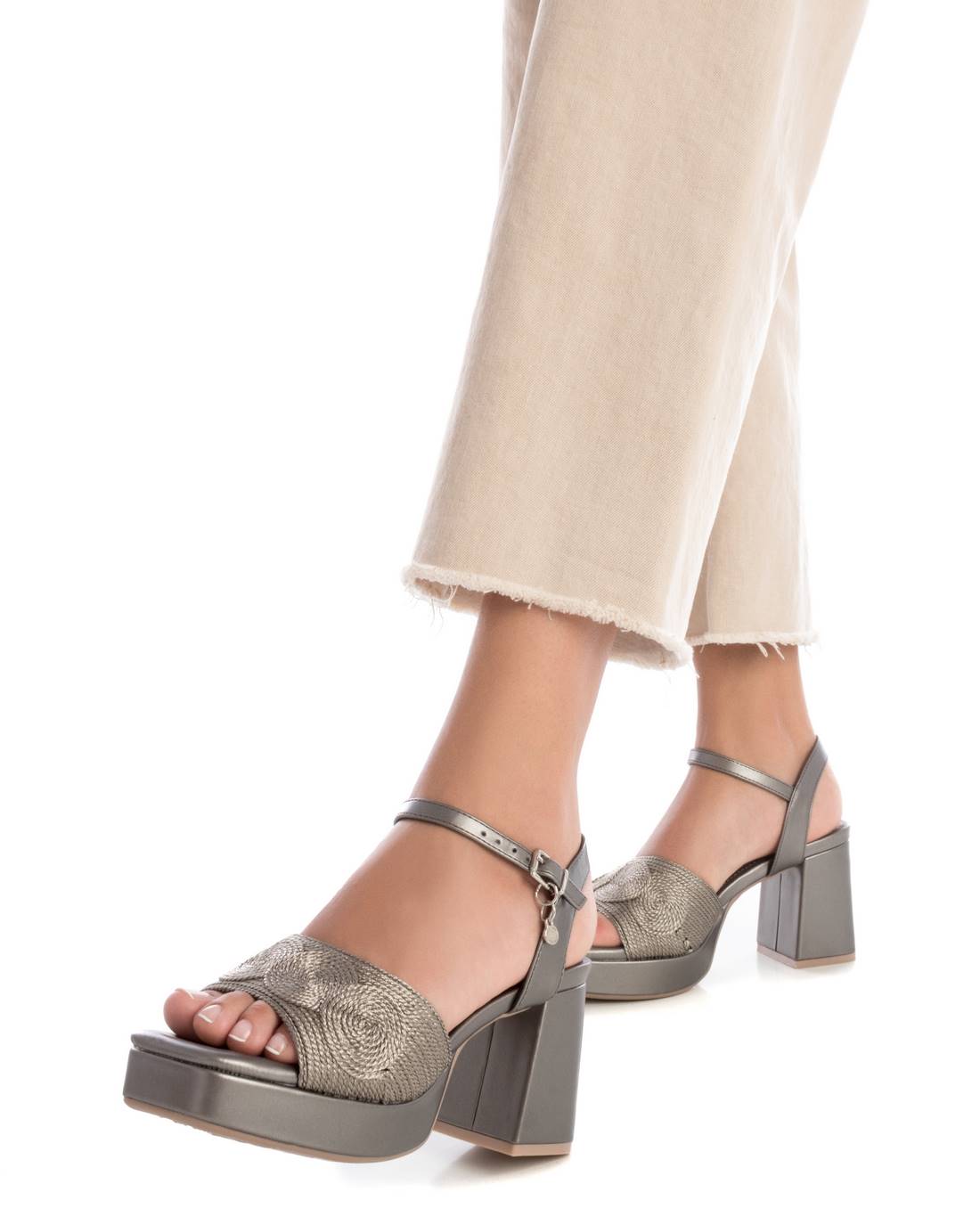 SANDALIA DE MUJER XTI 14284502 - Imagen 2