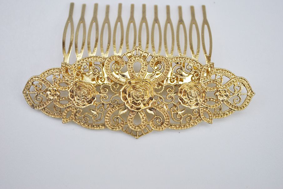 Peineta dorada metal flores - Imagen 2