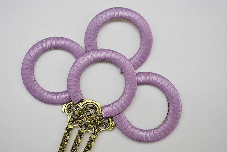 Peineta malva de flamenca - Imagen 3