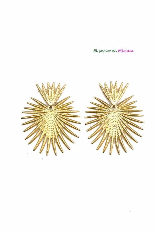 Pendientes dorados metal
