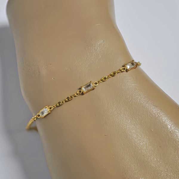 Pulsera dorada acero cristales