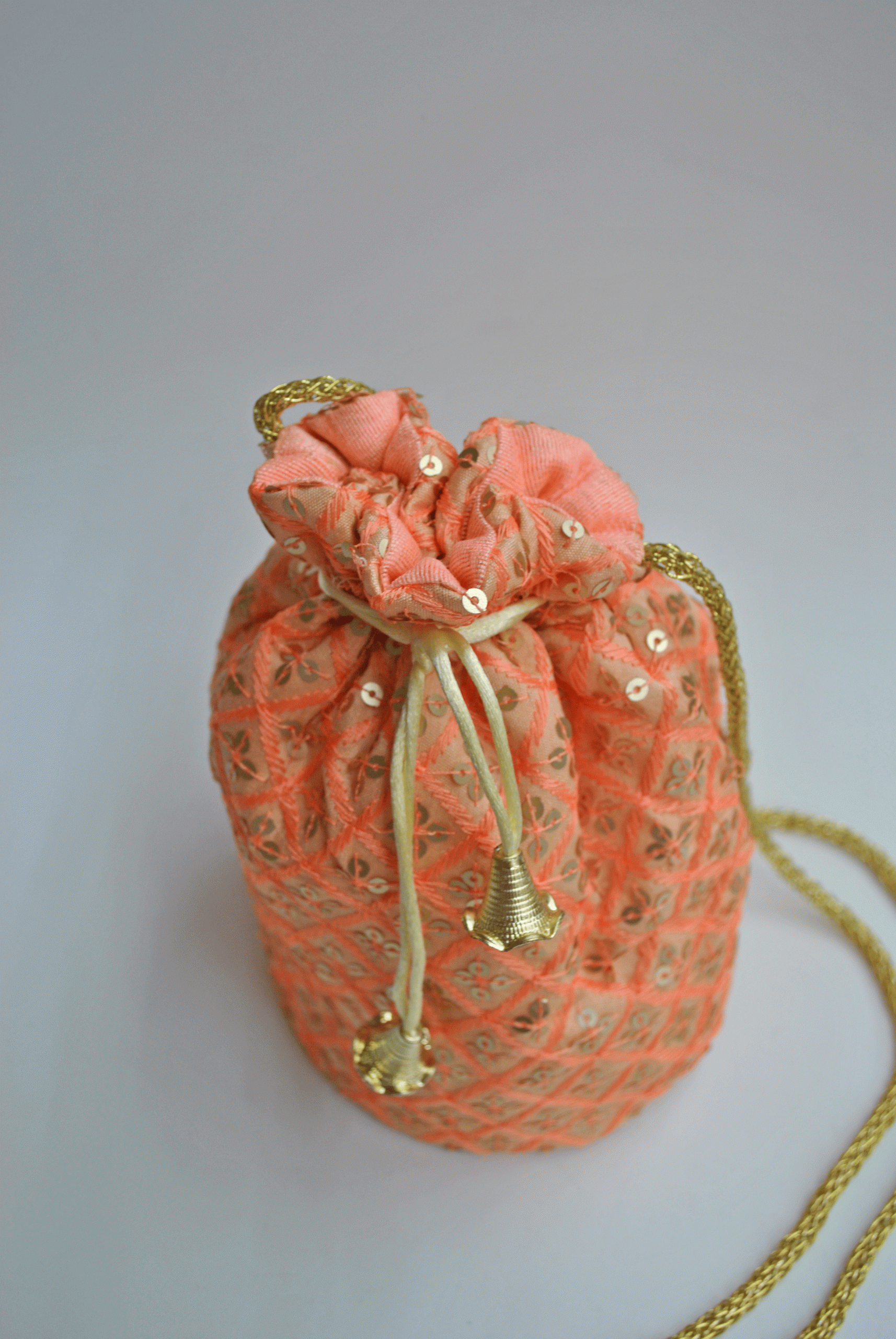 Bombonera salmón lentejuelas - Imagen 3