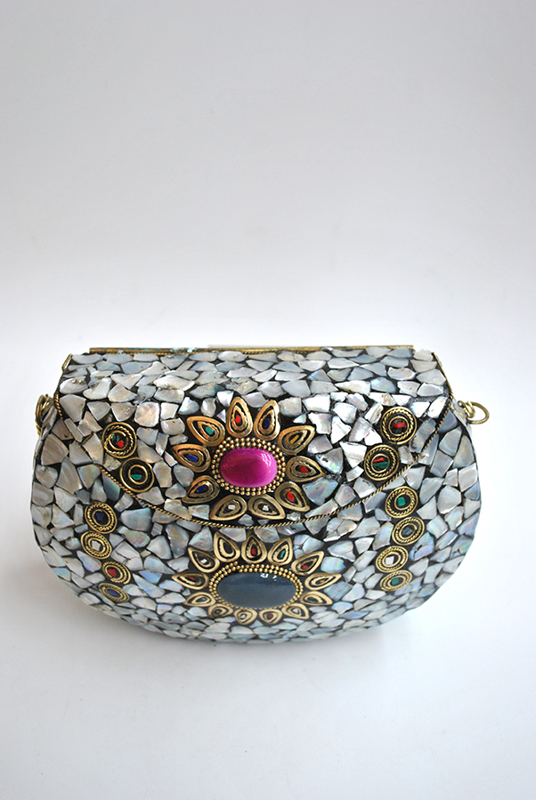 Bolso clutch incrustaciones nácar - Imagen 3