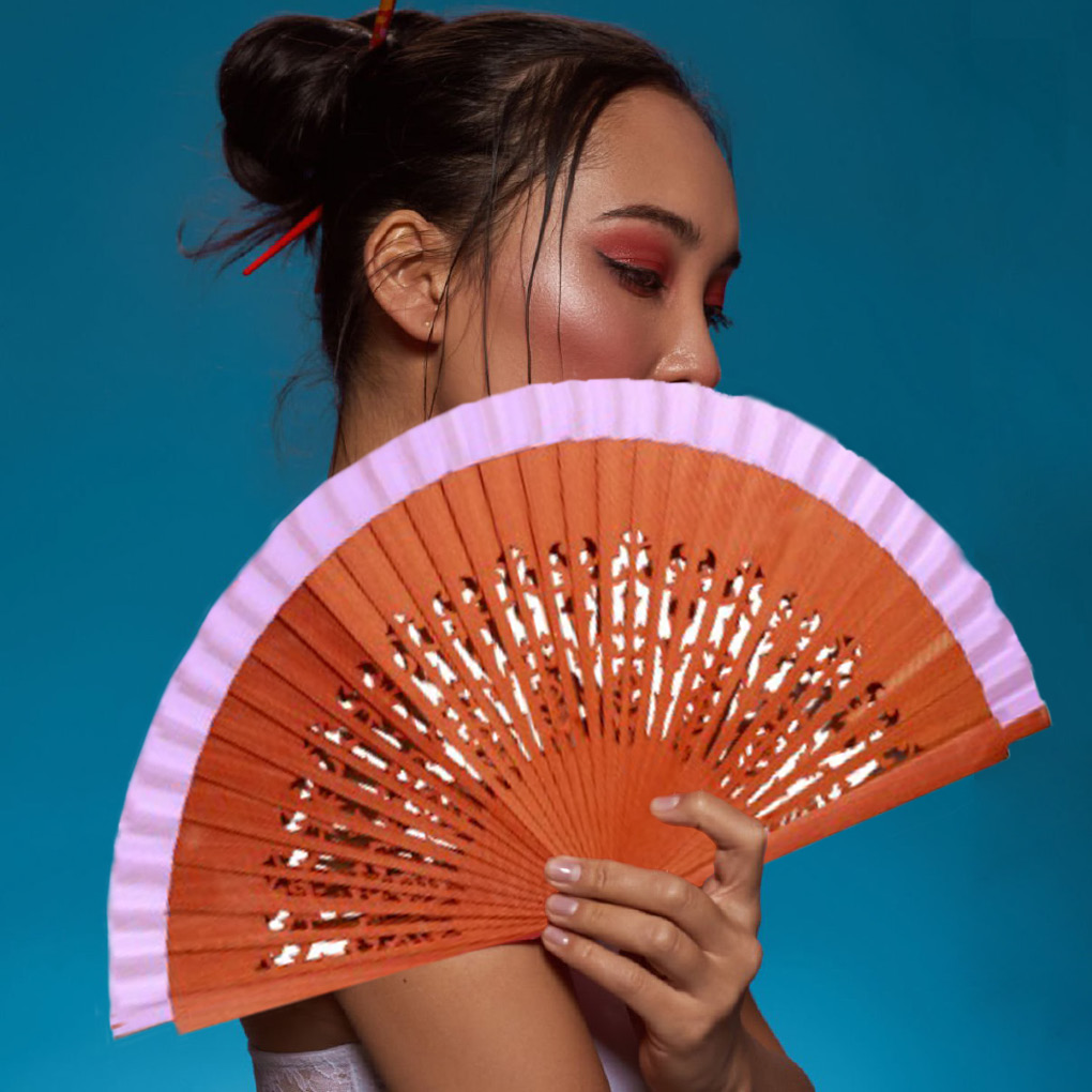 Abanico madera calada tela malva