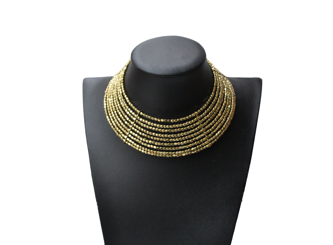 Choker dorada cuentas