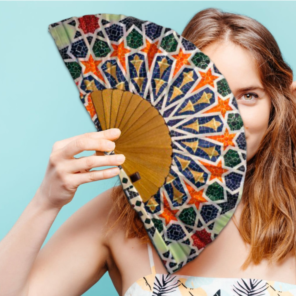 Abanico diseño arabesco