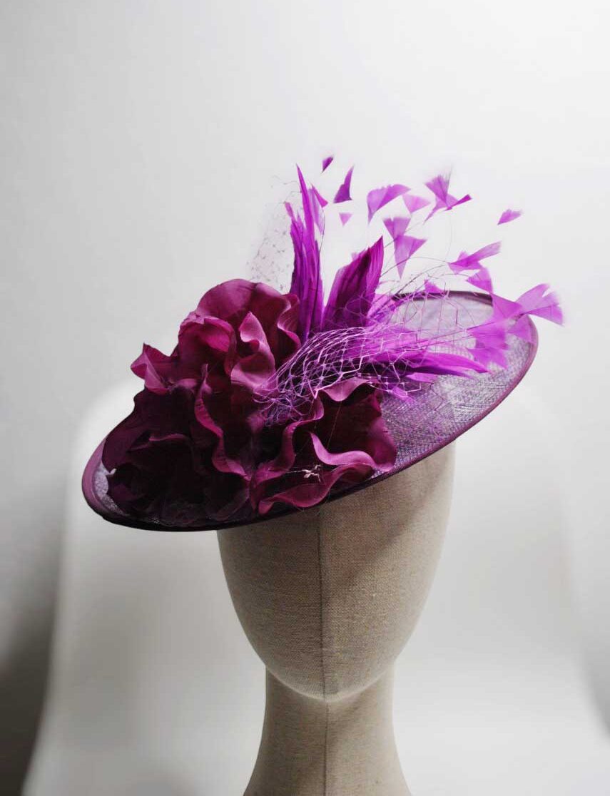 Tocado mediano morado