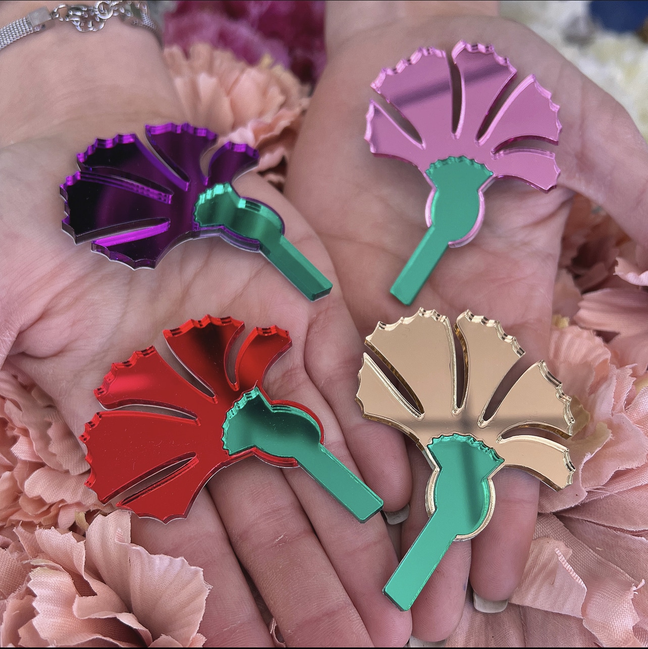 CLAVEL DE METACRILATO ROJO - Imagen 2