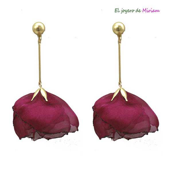 Pendientes burdeos pétalos