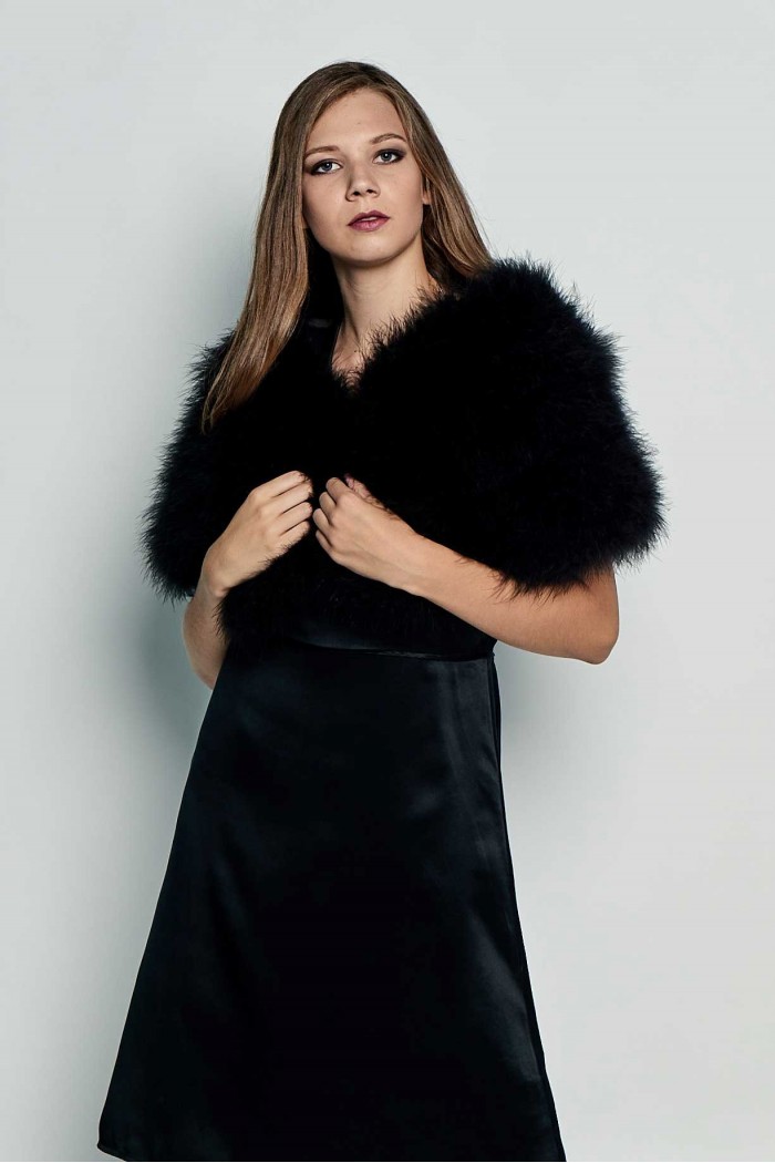 Estola negra de fiesta - Imagen 2