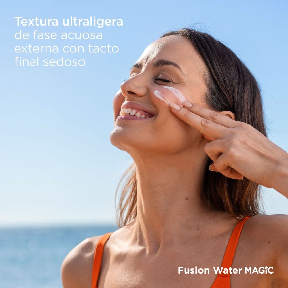 ISDIN FOTO FUSION WATER MAGIC OIL CONTROL SPF50 X50 - Imagen 6